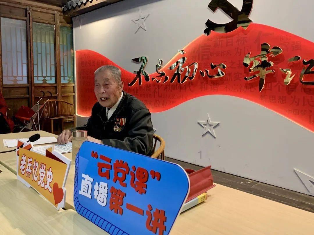 小猫钓鱼游戏龙王版有船