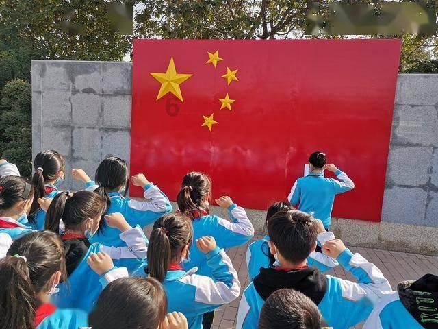 又是一夜相思苦，下联？