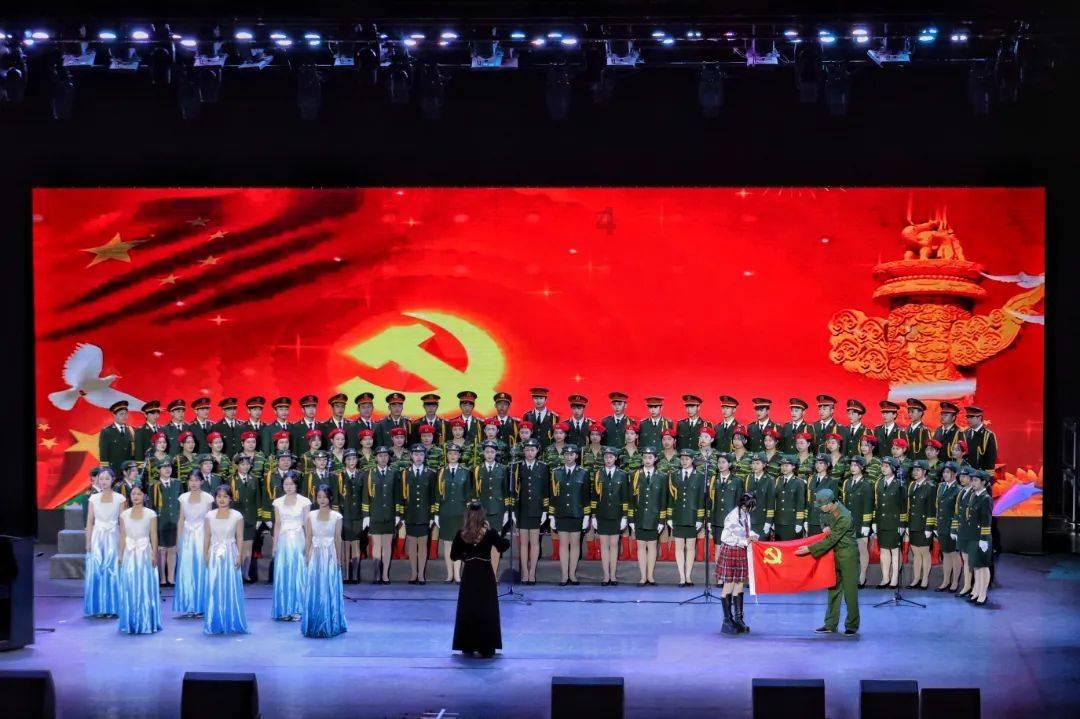 “富矿精开”拓宽产业升级路