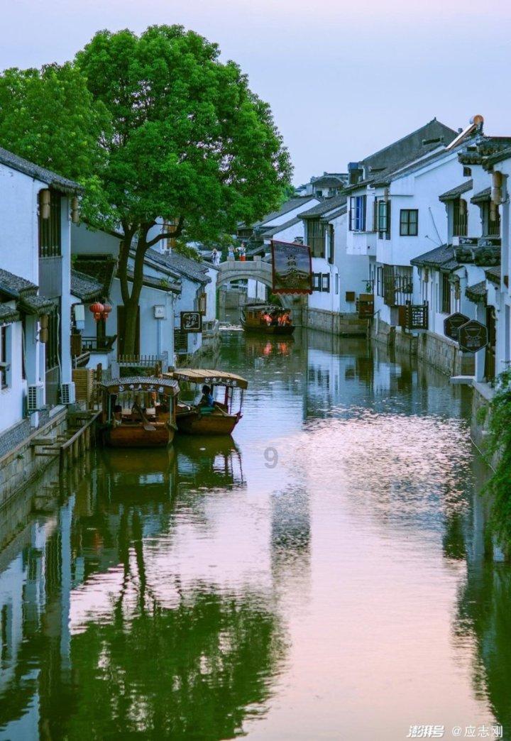 何立峰:把推动上市公司业绩改善和投资意愿修复作为推动经济稳中求进、以进促稳、先立后破的重要举措