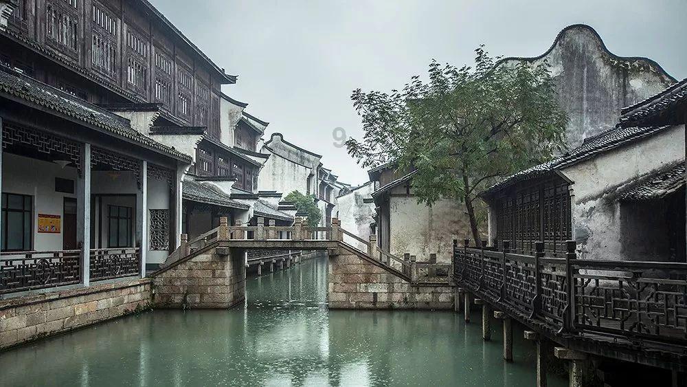 逃出美丽度假胜地